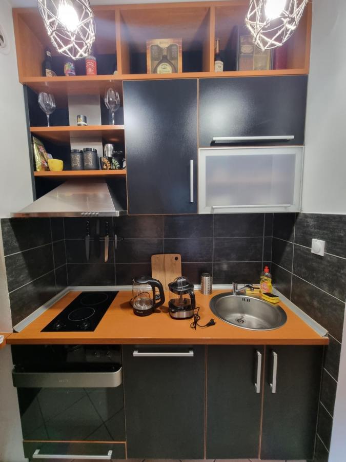 One Bedroom Centre Apartment Подгорица Экстерьер фото